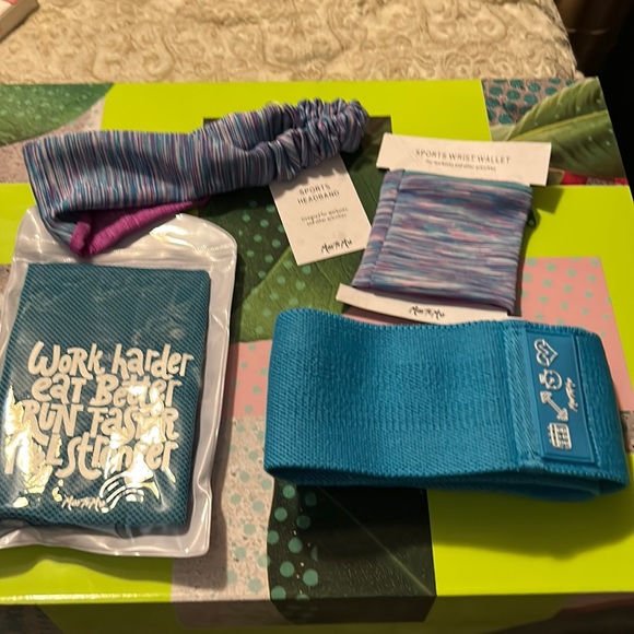 🔥Brand New Miss to Mrs Sweating for the Wedding work out items B96 - Picture 1 of 5